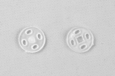 Кнопки пришивные пластиковые 10 мм, блистер 24шт, цв.-прозрачные - купить в Челябинске. Цена: 48.41 руб.